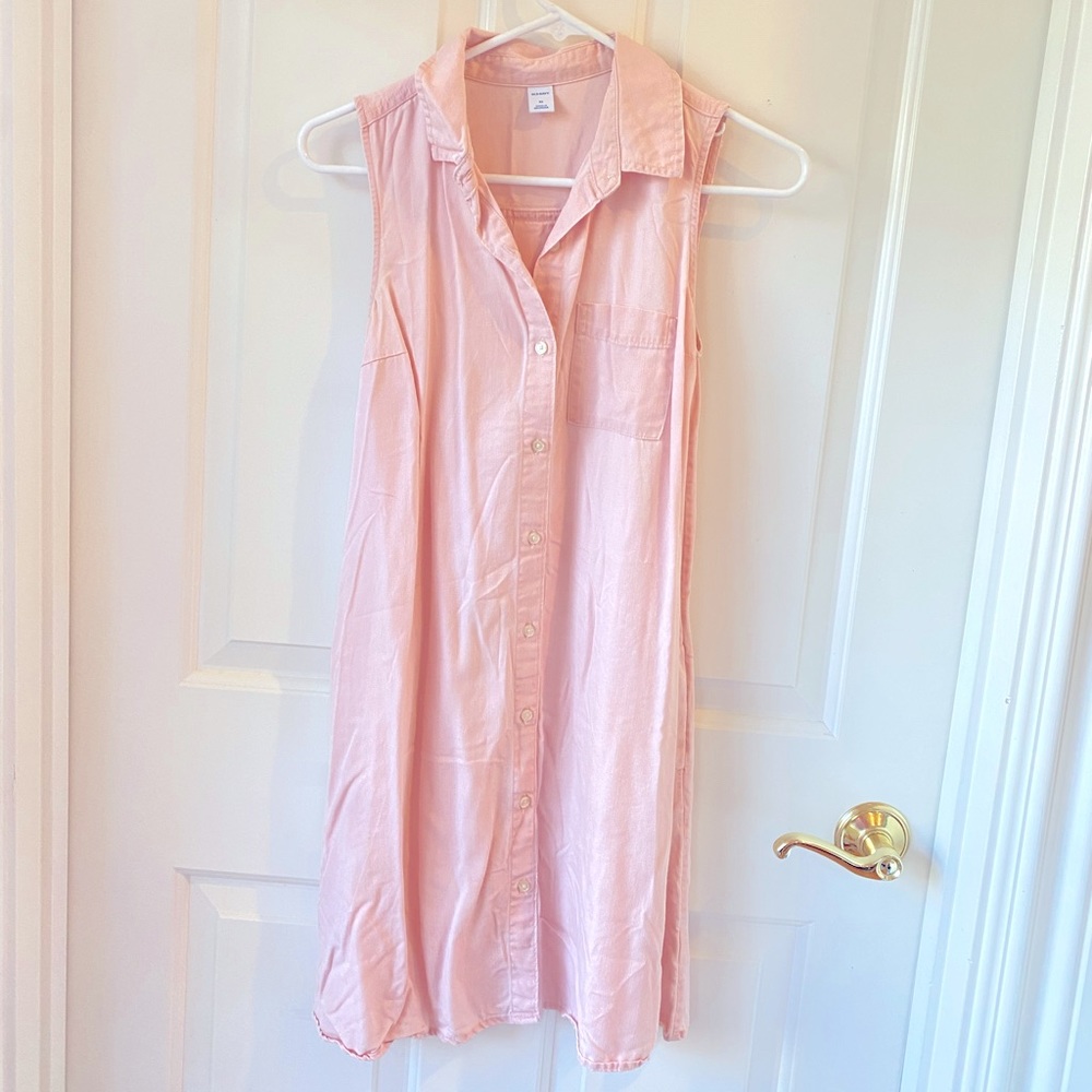 Old Navy Sleeveless Shirtdress